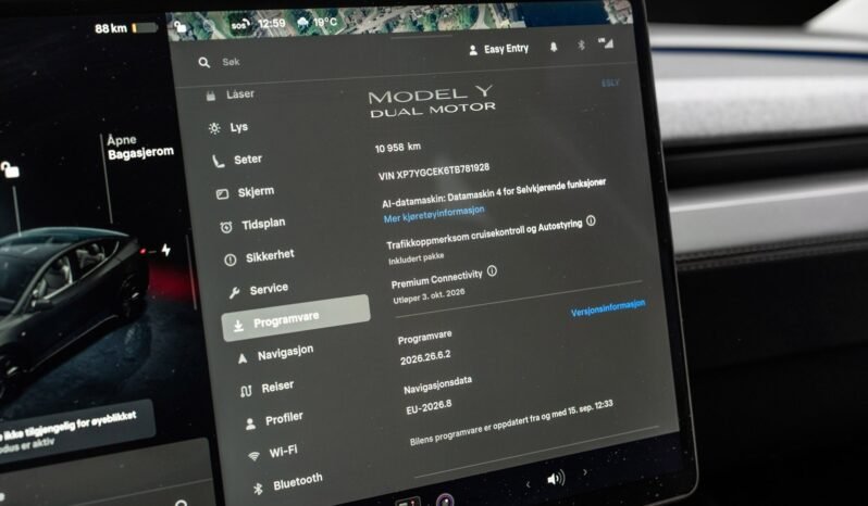 
								Tesla Model Y Long Range AWD Juniper Premium / 514 ch / 600 km WLTP / Sièges ventilés / Premium Audio / Toit panoramique / Norvégien full									