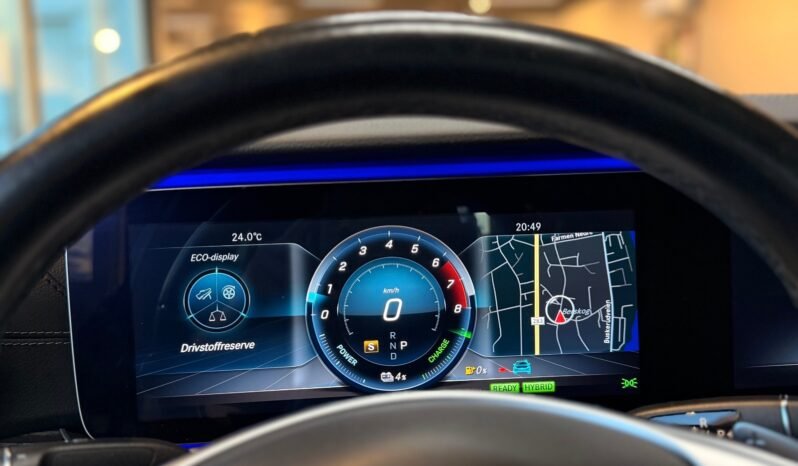 
								Mercedes-Benz E 350 e 2x AMG — 299 ch — 2018 full									