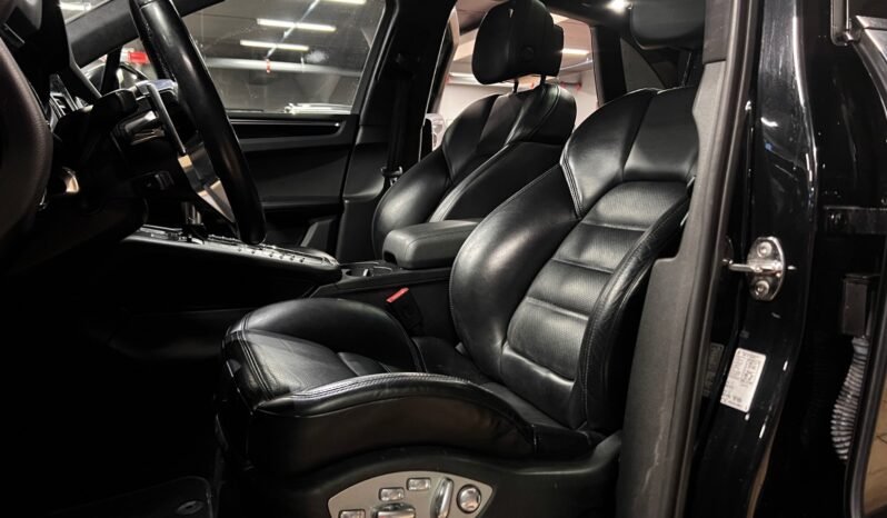 
								Porsche Macan S 211 ch – PASM – ACC – PANO – BOSE – WEBASTO – ATTELAGE full									