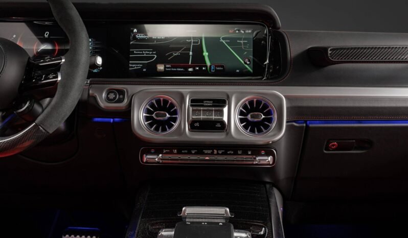 
								Mercedes-AMG G 63 605 ch | V8 Biturbo | 4MATIC | Mild-Hybrid | AMG Performance | Équipement haut de gamme full									