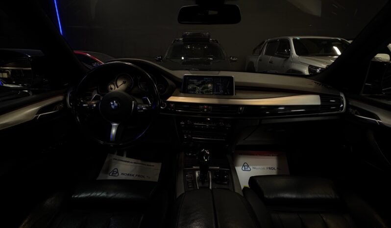 
								BMW X5 xDrive40e/ M-SPORT/ H&K/ NAVI/ HUD/ PANO/ NUIT/ SOFT full									