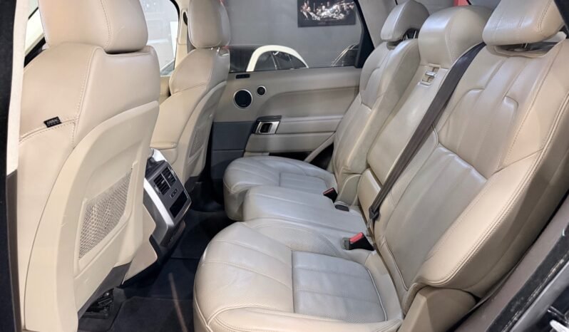 
								Land Rover Range Rover Sport 3.0 TDV6 de 211 ch full									