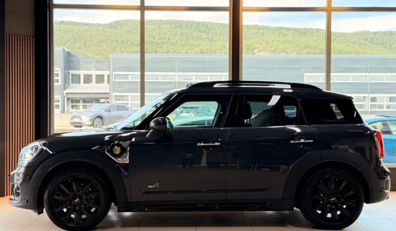 
								MINI Countryman Cooper SE ALL4 MAXIMIZE – Harman Kardon, HUD, ACC, Caméra, Cuir, Panoramique full									