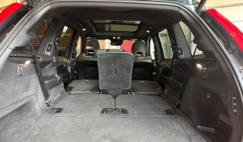 
								Volvo XC90 T8 408 ch R-Design — 2017 full									