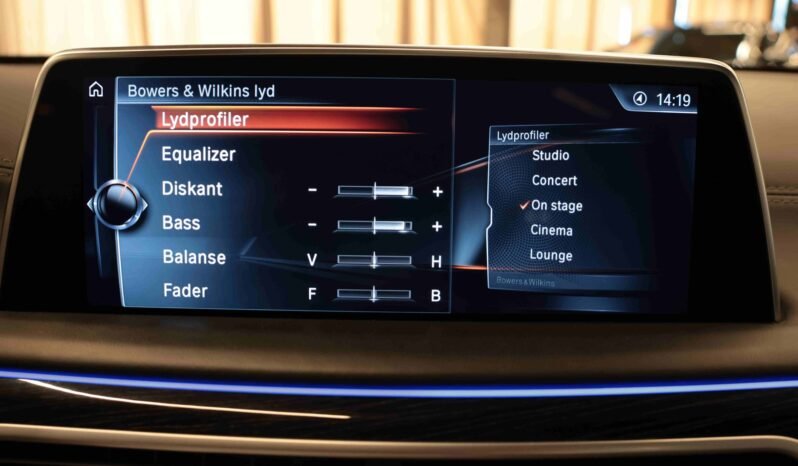 
								BMW 740Le xDrive iPerformance M Sport | HUD | ACC | Soft-Close | Pano | Laser | B&W full									