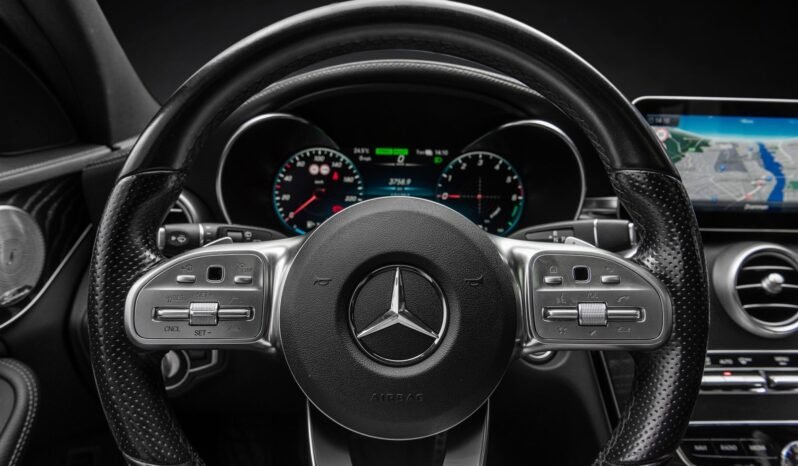 
								Mercedes-Benz C 300 2x AMG, 360°, Distronic, Burmester, Cuir, Toit panoramique, Pack Nuit full									