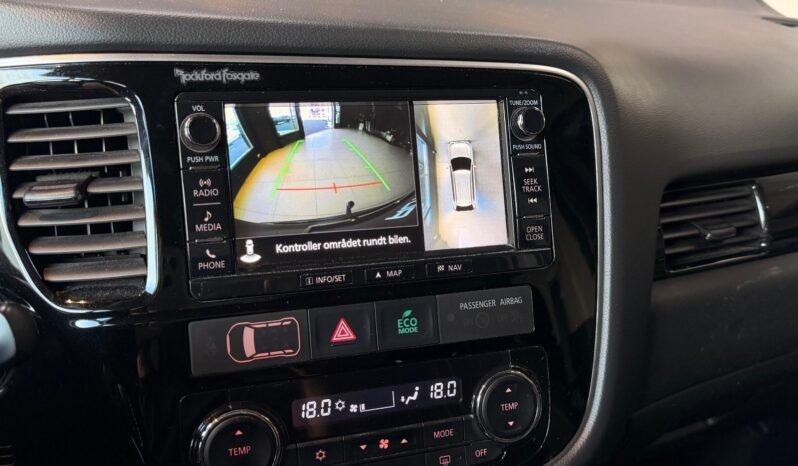 
								Mitsubishi Outlander Instyle PHEV – 360°, Caméra, Cuir, Support H, Boîte à ski full									