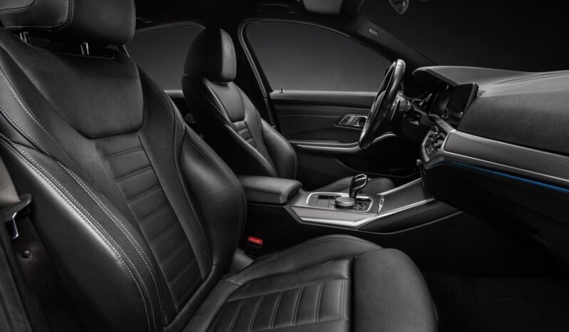 
								BMW 330e Berline xDrive M Sport – 296 ch – Hybride Rechargeable – ACC – HUD – Commande gestuelle – Cuir Vernasca – Laser – Fixation en H full									