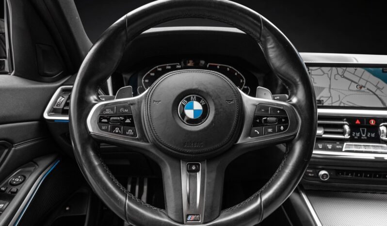 
								BMW 330e Berline xDrive M Sport – 296 ch – Hybride Rechargeable – ACC – HUD – Commande gestuelle – Cuir Vernasca – Laser – Fixation en H full									