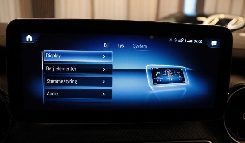 
								Mercedes-Benz V 300 d 4MATIC AMG 237 ch | Burmester | DISTRONIC | Caméra | Attelage | Webasto full									