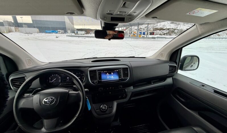
								Toyota Proace 2.0 D-4D 177 ch automatique full									