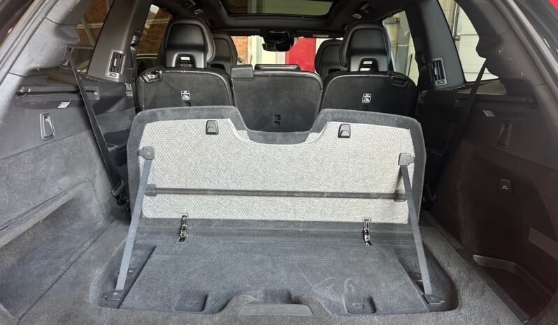 
								Volvo XC90 T8 408 ch R-Design — 2017 full									