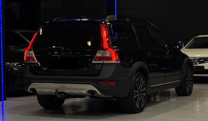 
								Volvo XC70 CUIR / AUTOMATIQUE / CONFORME AUX NORMES UE / Édition Dynamique / SERVICE / NAVIGATION full									