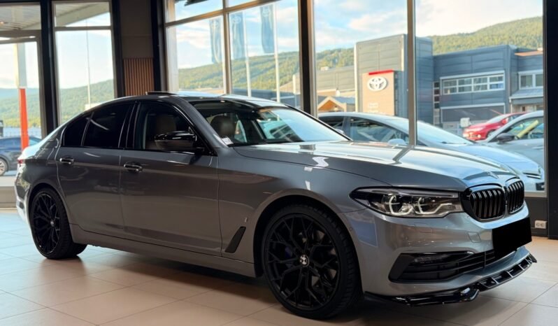 
								BMW 530e SPORT LINE – 360° – HARMAN KARDON – CUIR – TOIT OUVRANT – DIRECTION ARRIÈRE full									