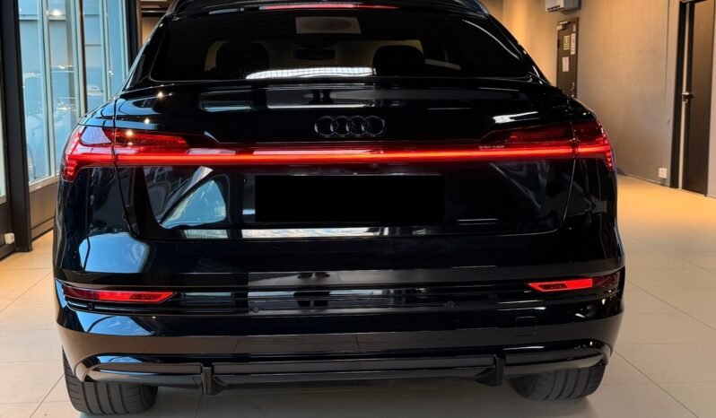 
								Audi e-tron Sportback 55 ÉDITION NOIRE — VISION NOCTURNE • CUIR • B&O • CLIMATISATION • GARANTIE full									