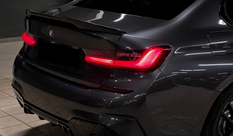 
								BMW 330e M Sport — 2020 full									
