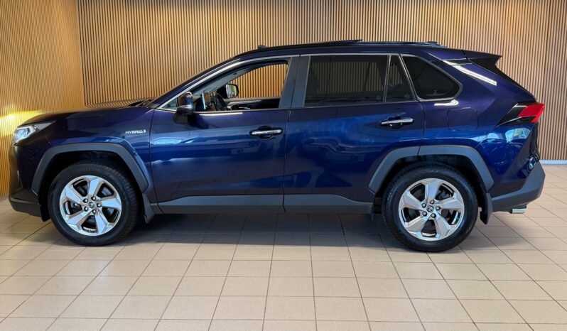 
								Toyota RAV4 Hybrid | Cuir | Navigation | Toit panoramique | Caméra 360° | Sièges ventilés full									