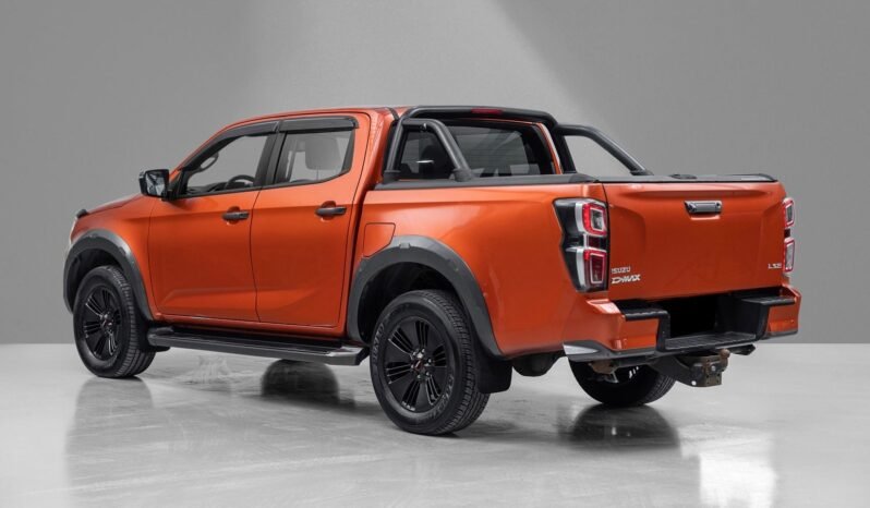 
								Isuzu D-Max 1.9 Double Cab Black Edition de 2021 full									