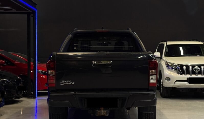 
								Isuzu D-Max Black Edition 1.9 Diesel de 163 ch, année 2018 full									
