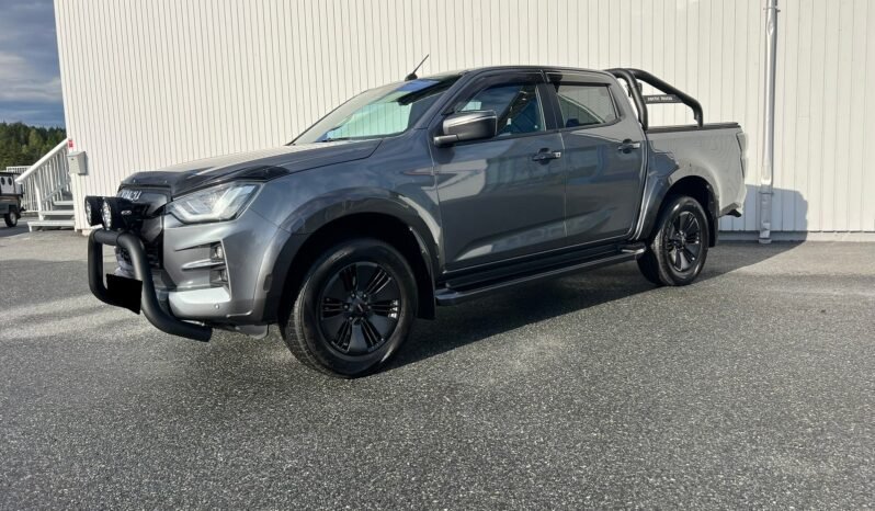
								Isuzu D-Max 1.9 Double Cab Black Edition 163 ch Automatique 4×4 full									