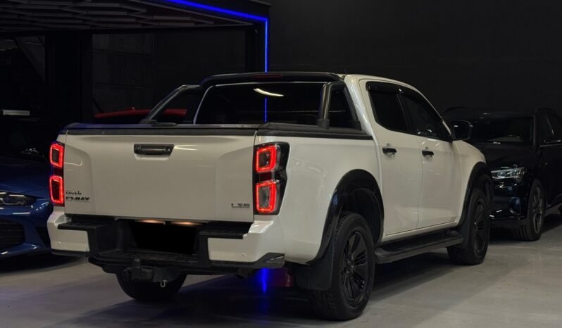 
								Isuzu D-Max Black Edition 2021 – 1.9 Diesel 163 ch – automatique full									