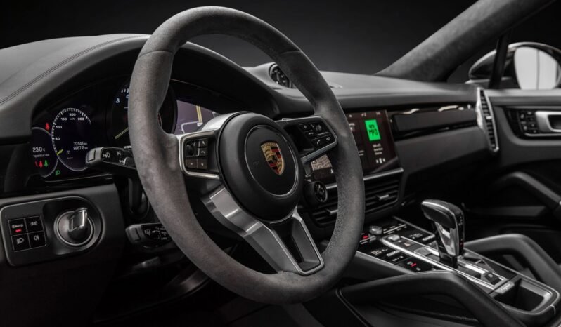 
								Porsche Cayenne Coupé E-Hybrid SportDesign – 360°, HUD, ACC, 18 voies, Panoramique, PPF, TechArt full									