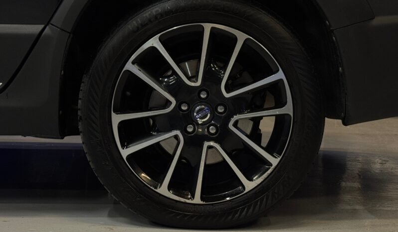 
								Volvo XC70 CUIR / AUTOMATIQUE / CONFORME AUX NORMES UE / Édition Dynamique / SERVICE / NAVIGATION full									