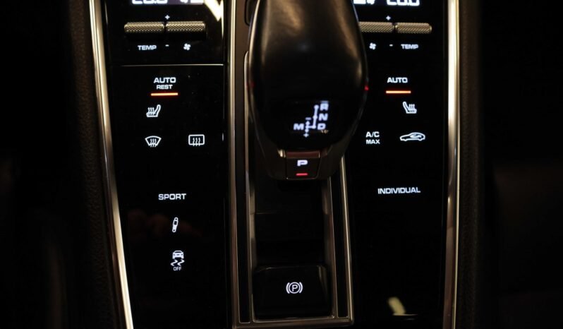 
								Porsche Panamera 4S Diesel V8 422 ch | 4×4 | 360° | BOSE | PASM | Pano | Sièges sport | 119 000 km full									