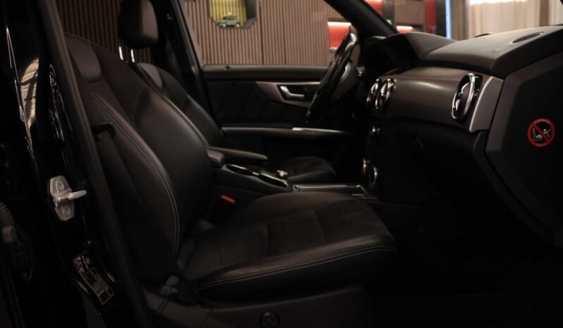 
								Mercedes-Benz GLK 220 CDI 4MATIC AMG | 170 ch | Cuir | Mémoire | Attelage | Navigation | Bluetooth full									