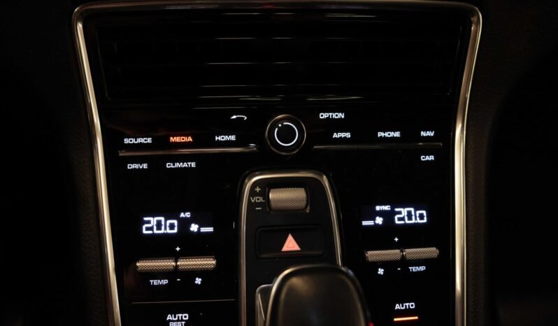 
								Porsche Panamera 4S Diesel V8 422 ch | 4×4 | 360° | BOSE | PASM | Pano | Sièges sport | 119 000 km full									