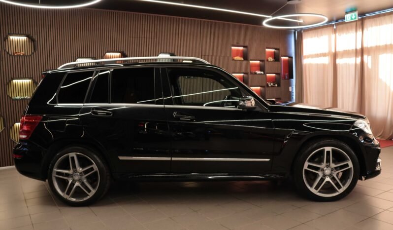 
								Mercedes-Benz GLK 220 CDI 4MATIC AMG | 170 ch | Cuir | Mémoire | Attelage | Navigation | Bluetooth full									