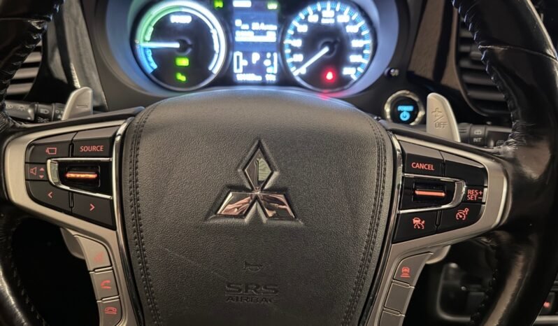 
								Mitsubishi Outlander PHEV 2017 full									
