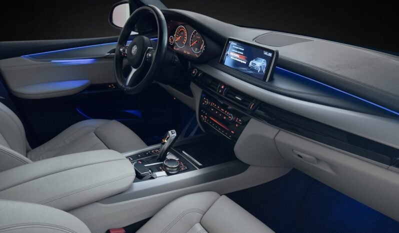 
								BMW X5 xDrive40e M-Sport — 2017 full									
