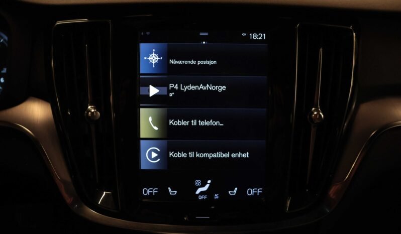 
								Volvo V60 Cross Country D4 190 ch AWD | Momentum | Automatique | Navigation | DAB+ | Chauffage | Crochet | Coffre de toit full									