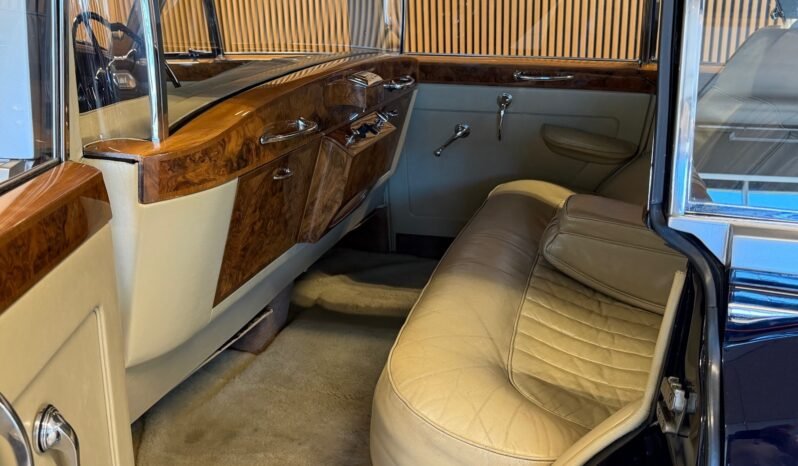 
								Rolls-Royce Silver Cloud I Long Wheelbase — 1959 full									