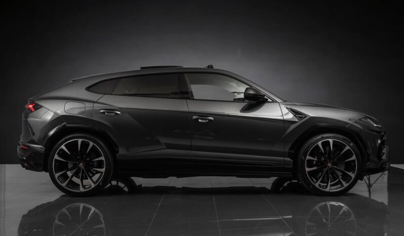 
								Lamborghini Urus 4.0 V8 650 ch – Night Vision, Massage, ADAS, Pano, Soft Close, Webasto, Crochet fixe full									