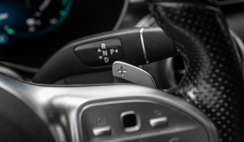 
								Mercedes-Benz C 300 2x AMG, 360°, Distronic, Burmester, Cuir, Toit panoramique, Pack Nuit full									