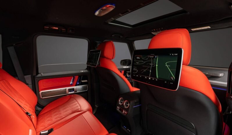 
								Mercedes-AMG G 63 605 ch | V8 Biturbo | 4MATIC | Mild-Hybrid | AMG Performance | Équipement haut de gamme full									