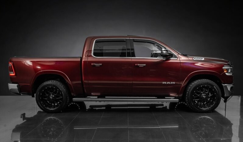 
								🚘 Dodge RAM 1500 Laramie 5.7 V8 HEMI 401 ch – Automatique 4×4 full									