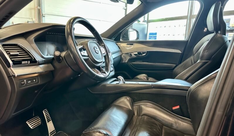 
								Volvo XC90 T8 408 ch R-Design — 2017 full									
