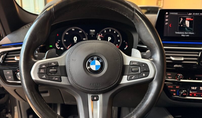 
								BMW 540i xDrive M SPORT — 360° • ACC • HUD • H/K • NAPPA • H MONTAGE full									