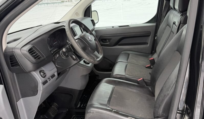 
								Toyota Proace 2.0 D-4D 177 ch automatique full									