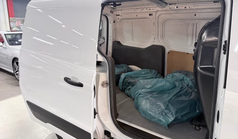 
								Ford Transit Connect 1.5 EcoBlue 120 ch, L2, 153 000 km automatique. full									