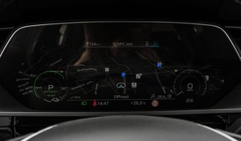 
								Audi e-tron 55 S-LINE Black Optics, B&O, ACC, 360 g, Panoramique, Matrix, Montage H full									