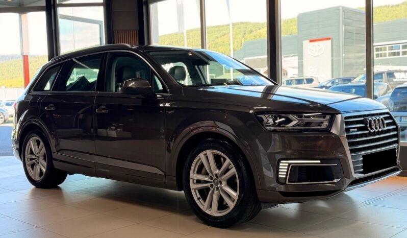 
								Audi Q7 e-tron 3.0 TDI V6 373 ch quattro, Virtual Cockpit, ACC, Cuir, Soft Close full									