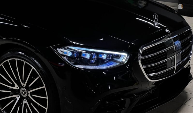 
								Mercedes-Benz S 350 d 4MATIC – 4 roues directrices – Massage – Très bien équipé full									