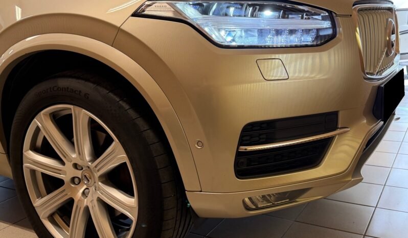 
								Volvo XC90 D5 233 ch | Polestar | Cuir | Panoramique | Crochet | Excellent état full									