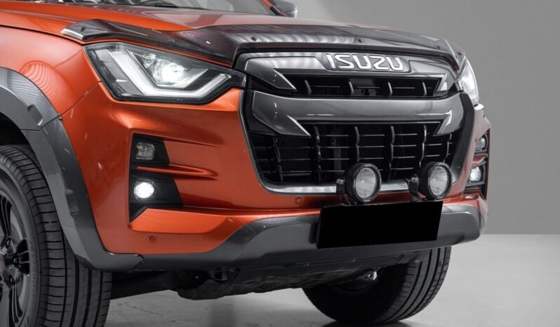 
								Isuzu D-Max 1.9 Double Cab Black Edition de 2021 full									