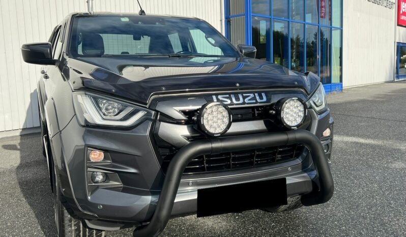 
								Isuzu D-Max 1.9 Double Cab Black Edition 163 ch Automatique 4×4 full									