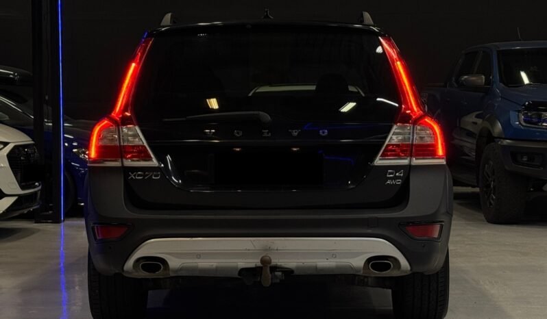
								Volvo XC70 CUIR / AUTOMATIQUE / CONFORME AUX NORMES UE / Édition Dynamique / SERVICE / NAVIGATION full									